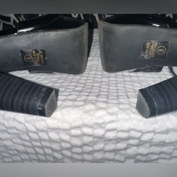 Sexy heels - Picture 4 of 4